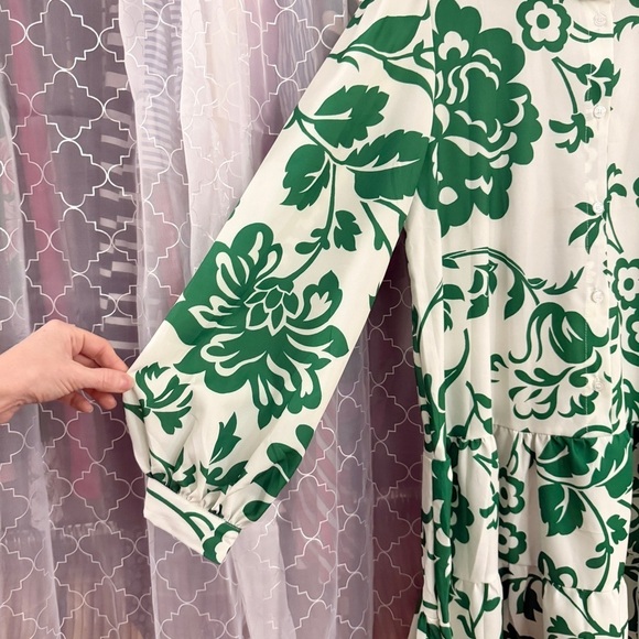 Sunday up Green Floral Ruffle Hem Montecito Dress Small - Picture 4 of 9